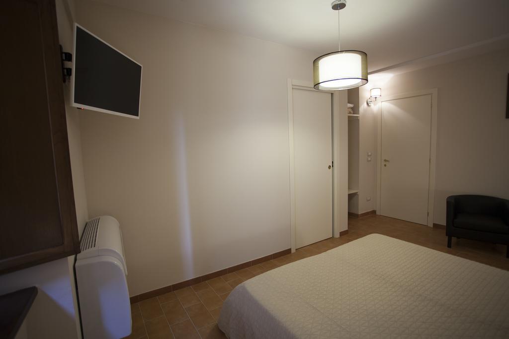 Helios Assisi Exterior foto